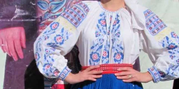 Oana şi-a propus să-şi deschidă o şcoală de dans. 