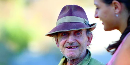 Moldovenii zâmbesc, dar mai puţin