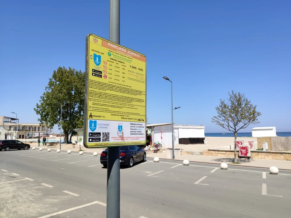 Parcare cu plată în staţiunea Mamaia foto: Călin Gavrilaş