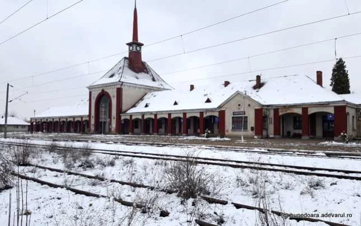Gara Hunedoarei. FOTO: Daniel Guţă. ADEVĂRUL.