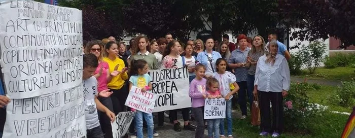 Protestatarii s-au strâns iniţial în Baia de Aramă