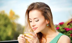 femeie ceai212121 0 jpeg