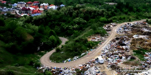 cartierul palatelor din hunedoara foto daniel guta adevarul