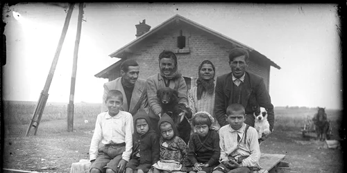 Cadru din filmul documentar „Ţara moartă”