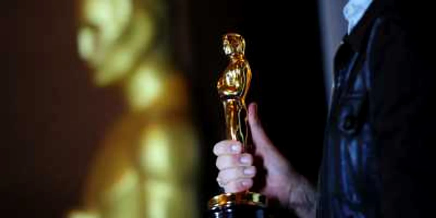 Premiile de consolare ale artiştilor care nu câştigă un Oscar sunt, pe an ce trece, mai scăzute