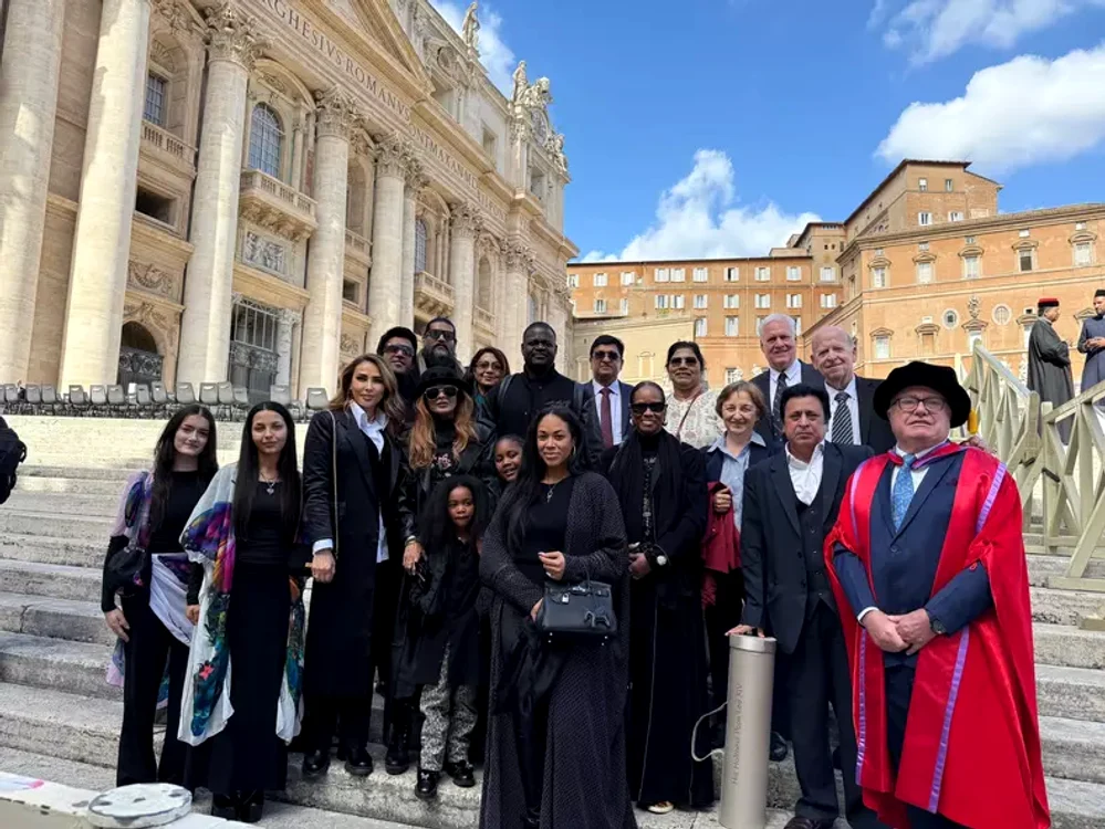 Iulia Vântur și echipa, la Vatican