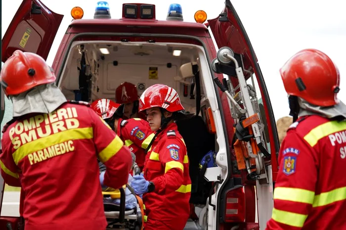 Bărbatul a fost transportat la spital FOTO: Arhivă, Adevărul