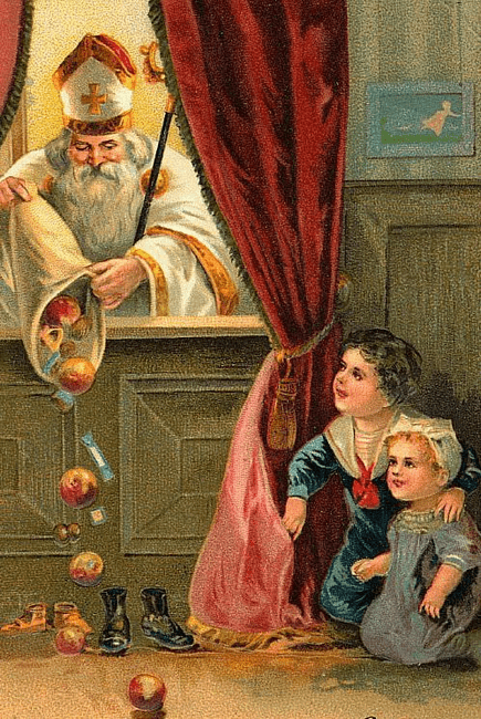 Noaptea de Sfântul Nicolae, icoană pentru copii, propagandă pentru regimuri. Moșul așteptat cu cântece legionare 