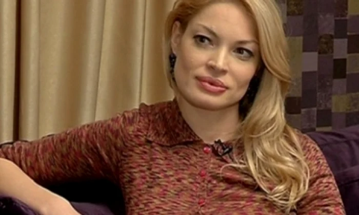 1 valentina pelinel jpg jpeg
