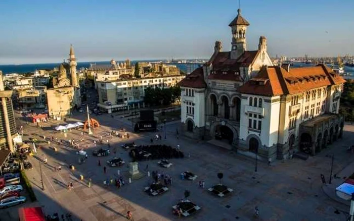 Piaţa Ovidiu din municipiul Constanţa - arhiva foto