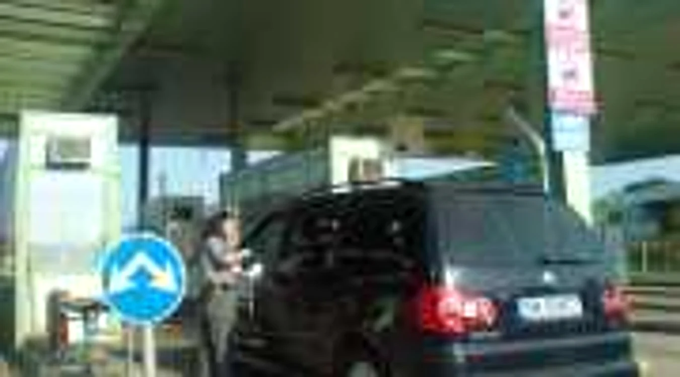 Anul acesta, polițiștii de frontieră sătmăreni au descoperit 67 de autovehicule furate de străinătate/foto: Arhiva