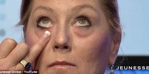 crema antirid pentru ochi