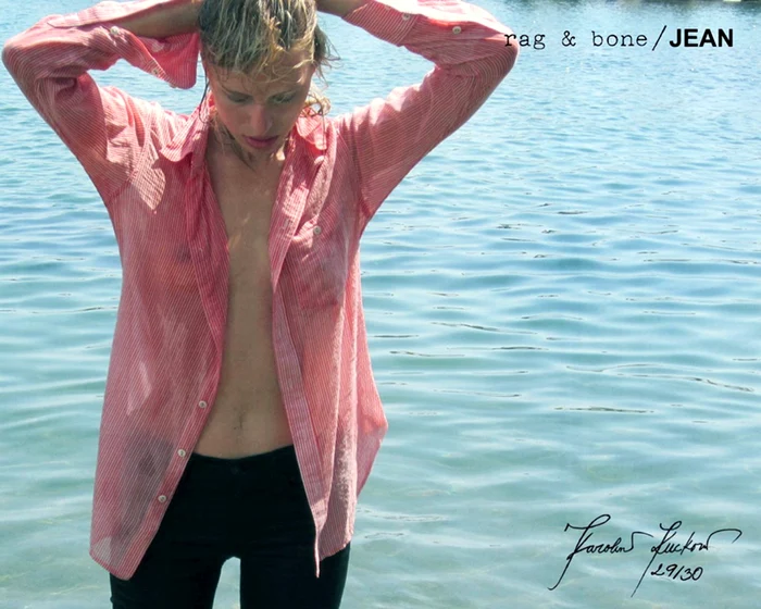 karolina fara buric jpeg