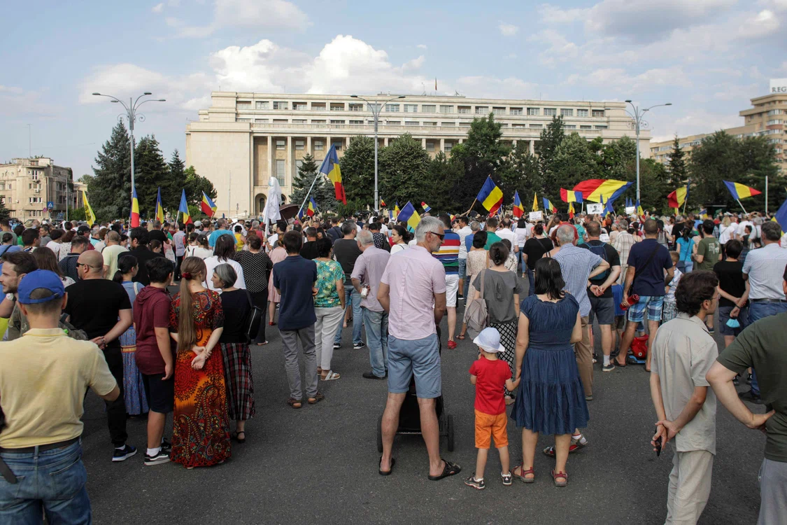 
    Protest în Piața Victoriei împotriva legii carantinăriiFoto: Inquam Photos  