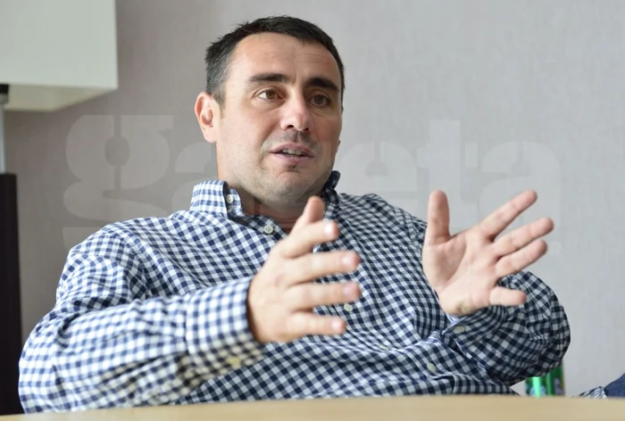 Dinu Pescariu este omul care a băgat-o pe Elena Udrea în puşcărie