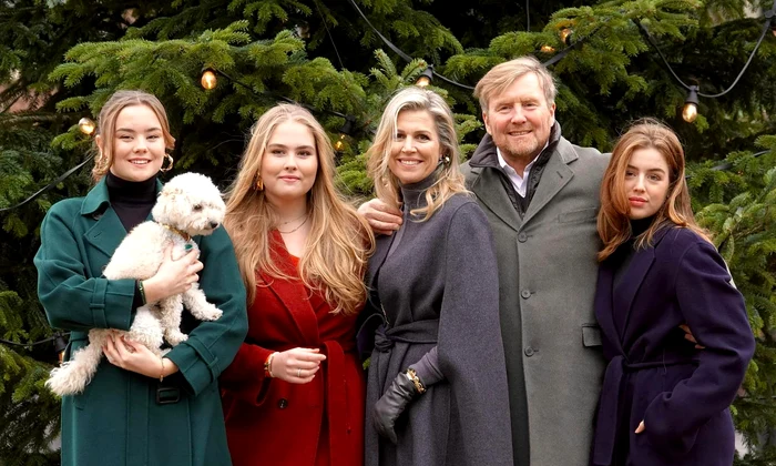 Printesa Ariane, Printesa Catarina Amalia, Regina Maxima, Regele Willem Alexander si Printesa Alexia   Casa Regala olandeza (3) jpg