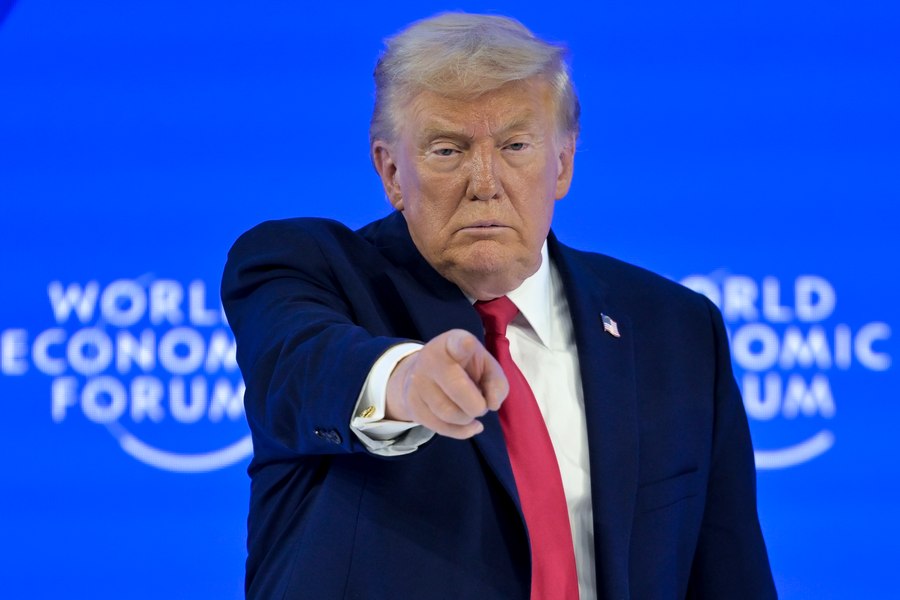 Trump promite că nu va recurge la forță pentru a anexa Groenlanda, dar îndeamnă Europa să ia o decizie: „Vom ţine minte asta”