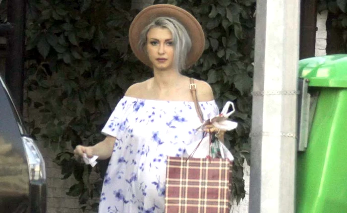 Andreea Bălan va deveni mamă pentru prima oară şi va naşte o fetiţăFoto: Blitz