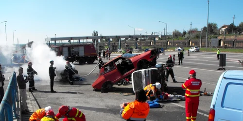 exercitiu igsu pompieri accident incendiu foto igsu