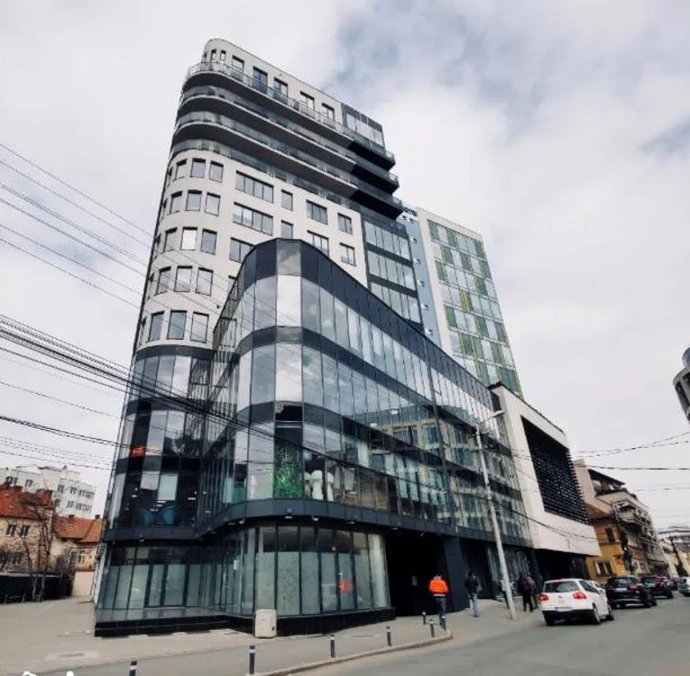 Apartamentul se află într-o clădire din centrul Clujului. FOTO Imobiliare.ro