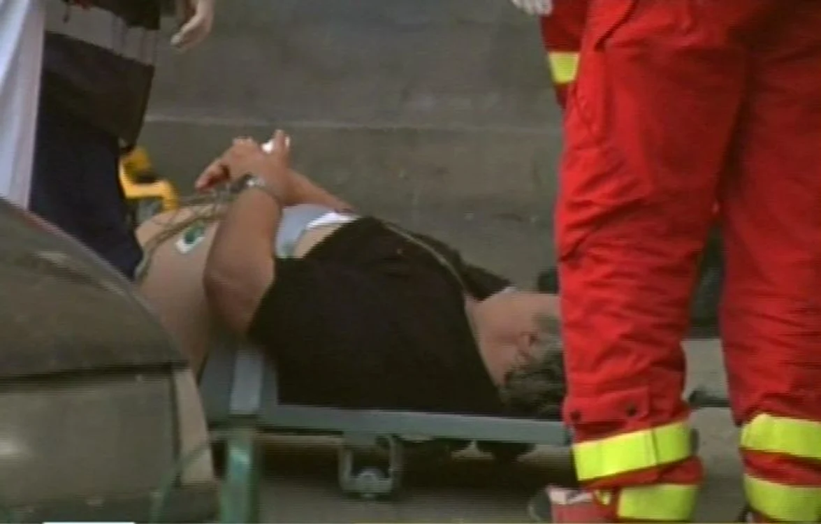 
    Opt persoane au fost împuşcate de un poliţist (Foto: Captură video Pro TV)  
