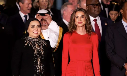 Regina Rania a Iordaniei la Marele Muzeu din Egipt foto Instagram (1) jpg