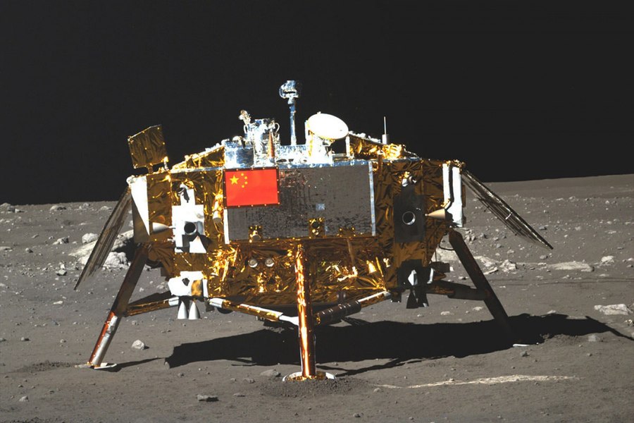 Cine controlează Luna, domină energia viitorului? Avertismentul unui fost general american: „China ar putea alimenta întreaga planetă”
