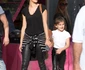Semi exclusif Alessandra Ambrosio et sa fille Anja Louise Ambrosio Mazur se promènent à Paris jpeg