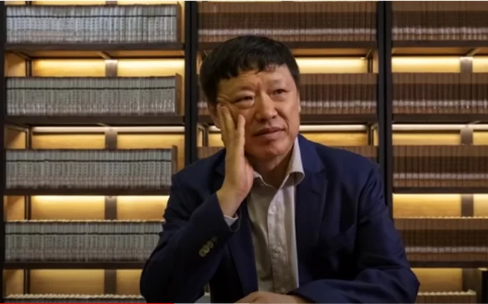Hu Xijin FOTO captură You Tube