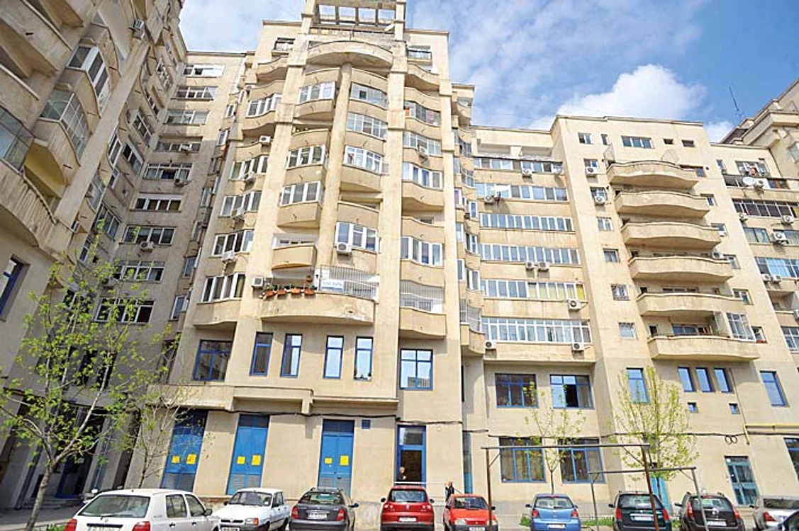 
    Majorarea plafonului îi ajută, în  special, pe cei care vor o locuinţă  mai mare, în zone semicentrale  