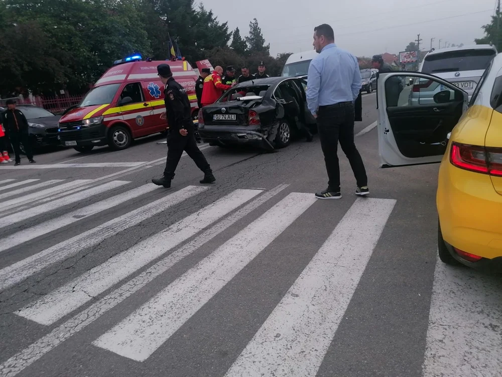 Accidentul a avut loc în faţa sediului Jandarmeriei Gorj şi al ISU                          Foto: Facebook