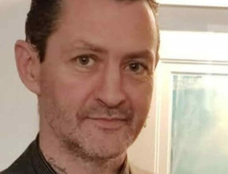 Două cadavre au fost găsite la mai puțin de 15 km distanță unul de celălalt. Autoritățile căutau un bărbat dispărut