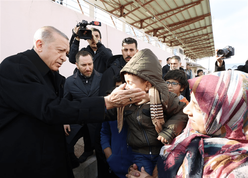 Cutremure în Turcia. Peste 22.700 de morți: Erdogan recunoaște că intervențiile nu s-au desfășurat „atât de repede pe cât am sperat”