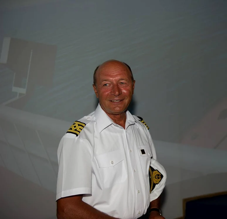 Când era comandantul navei Biruința, Traian Băsescu a avut cea mai fericită perioadă din viața lui