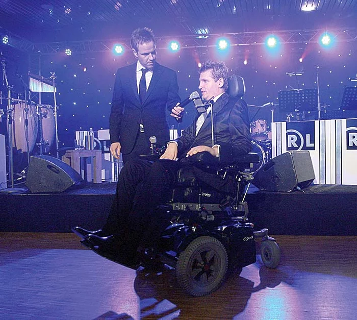 20 februarie 2012: Românul a fost gazda  unui dineu caritabil  pentru Fundaţia  “Mihai Neşu” 