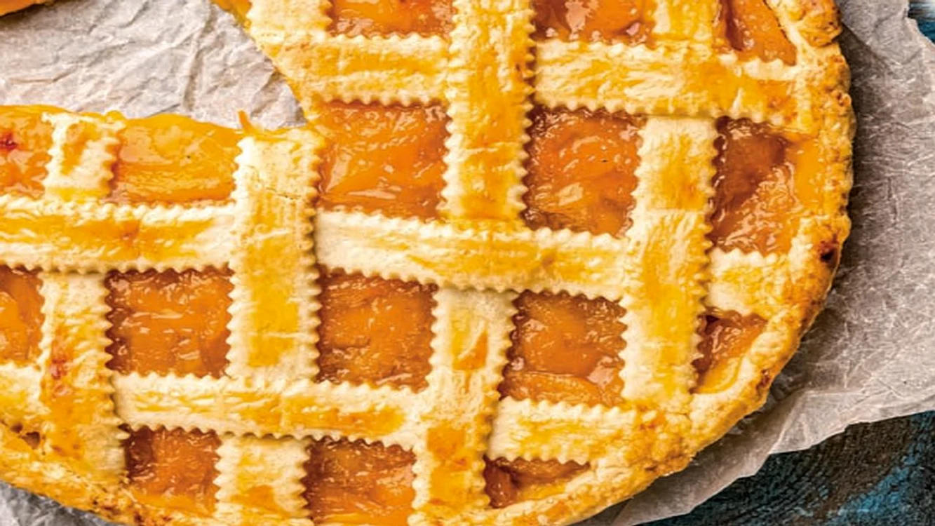 tarta cu piure de caise jpg