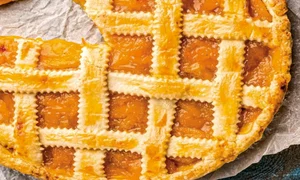 tarta cu piure de caise jpg