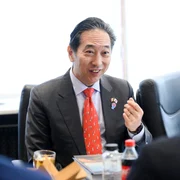Ambasadorul Japoniei, Katae Takashi, la Maramureș  FOTO Facebook Doru Dăncuș jpg