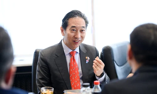 Ambasadorul Japoniei, Katae Takashi, la Maramureș  FOTO Facebook Doru Dăncuș jpg