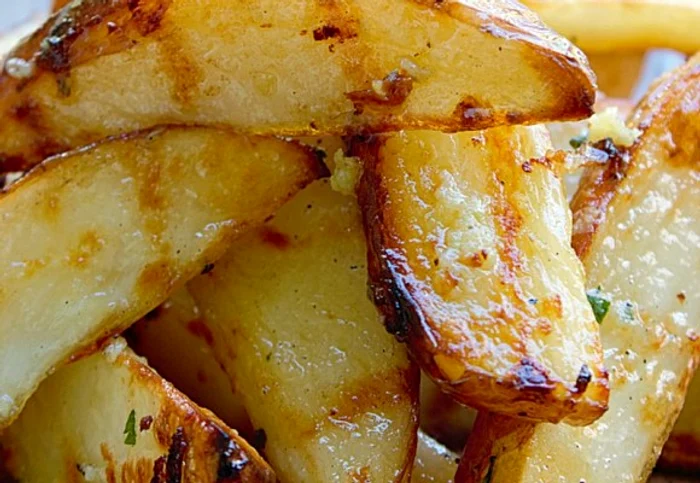 
    Cu siguranta iti vei nota acest preparat in caietul tau cu retete.clickpoftabuna.ro  