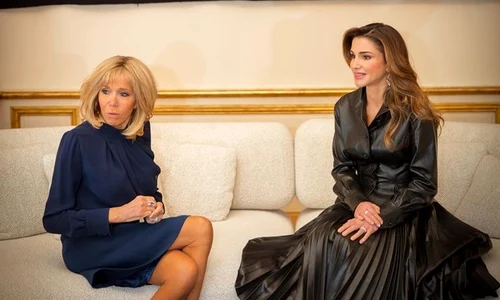 5 macron rania main jpg jpeg