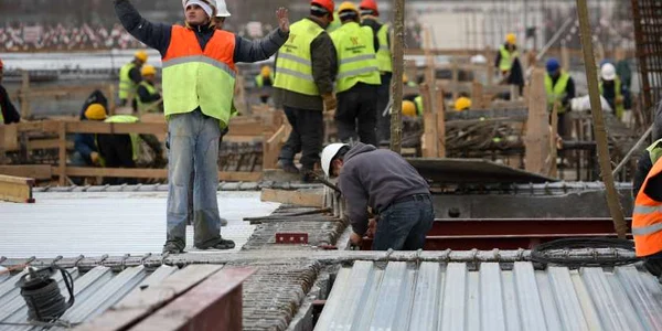 Construcţiile, un domeniu greu încercat de criză