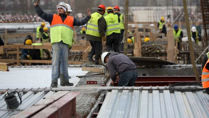 Construcţiile, un domeniu greu încercat de criză