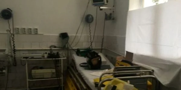 Aparatura fostului Spital Bălceşti - Vâlcea Foto Adevărul