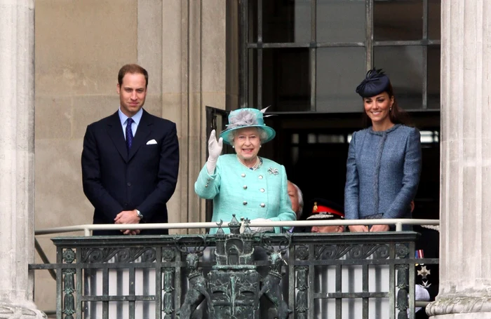 Regina Elisabeta, Prințul William și Kate Middleton profimedia 0720708218 jpg