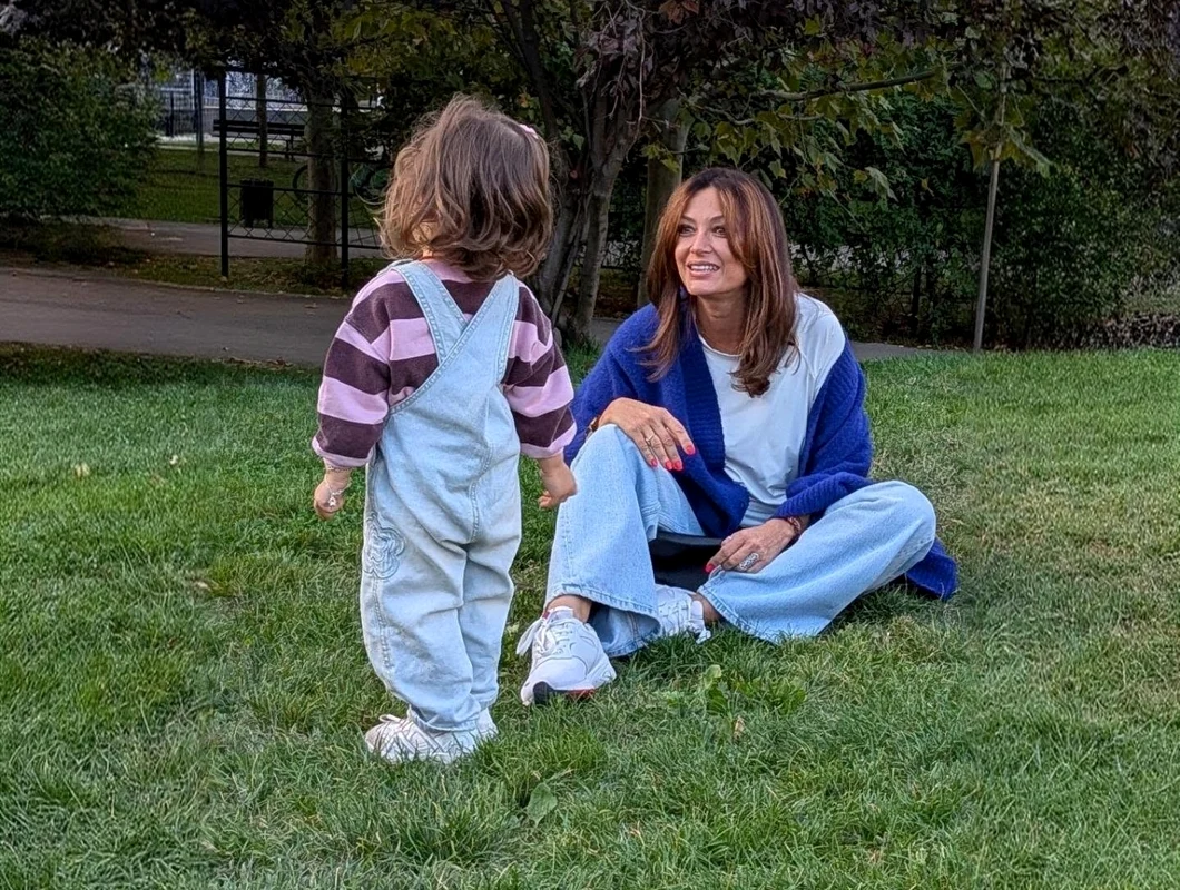 Anca Țurcașiu, imagini emoționante alături de fiul și nepoțica ei