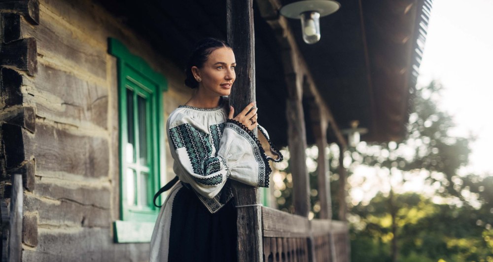Interpreta de muzică populară Paula Hriscu, despre debutul pe marile ecrane: „Am dat tot ce-a fost mai bun din mine. Eram disperată“
