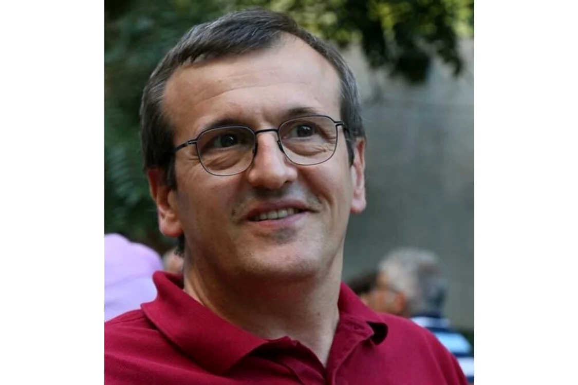 „Totul e ca frizerul să nu predea filosofie, iar filosoful să nu se apuce de îndreptat caroserii…”   interviu cu Cristian PREDA jpeg