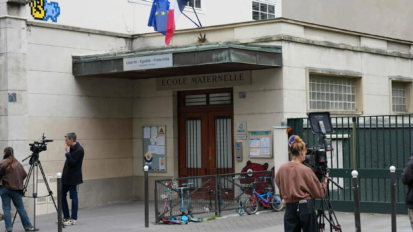 Poliția din Paris investighează plângeri privind maltratarea copiilor de către „supraveghetori”/FOTO