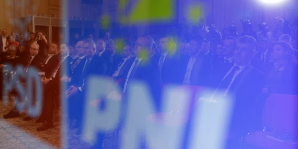Conferința de presă comună a liderilor PSD și PNL alături de candidatul acestora la PMB, Cătălin Cîrstoiu, în București. FOTO Inquam Photos / Octav Ganea